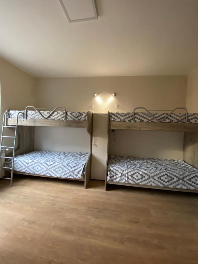 R&K Hostel Скопье Экстерьер фото
