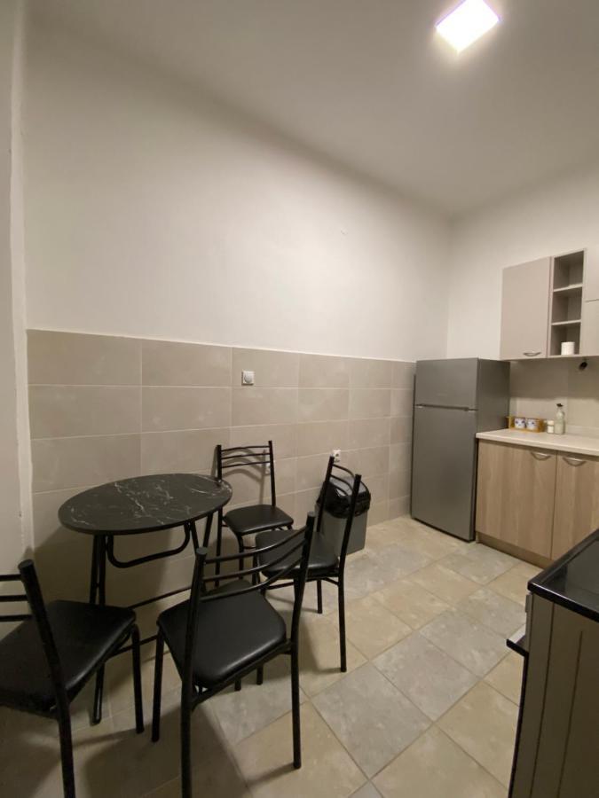 R&K Hostel Скопье Экстерьер фото
